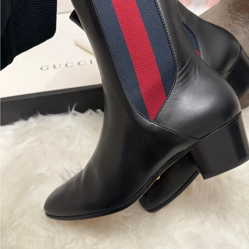 GUCCI KAREN WEB ACCENTED ANKLE BOOTS - Picture 4 of 7